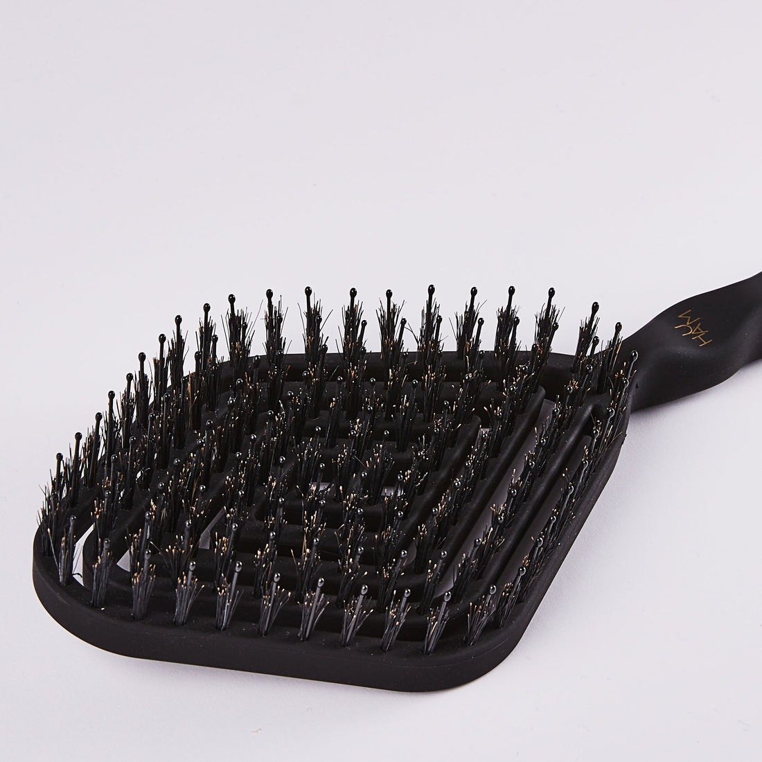 HAUM 空氣感蓬鬆氣墊蚊香梳 Volume Cushion Brush